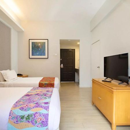 Adena Beach Resort Куантан Экстерьер фото
